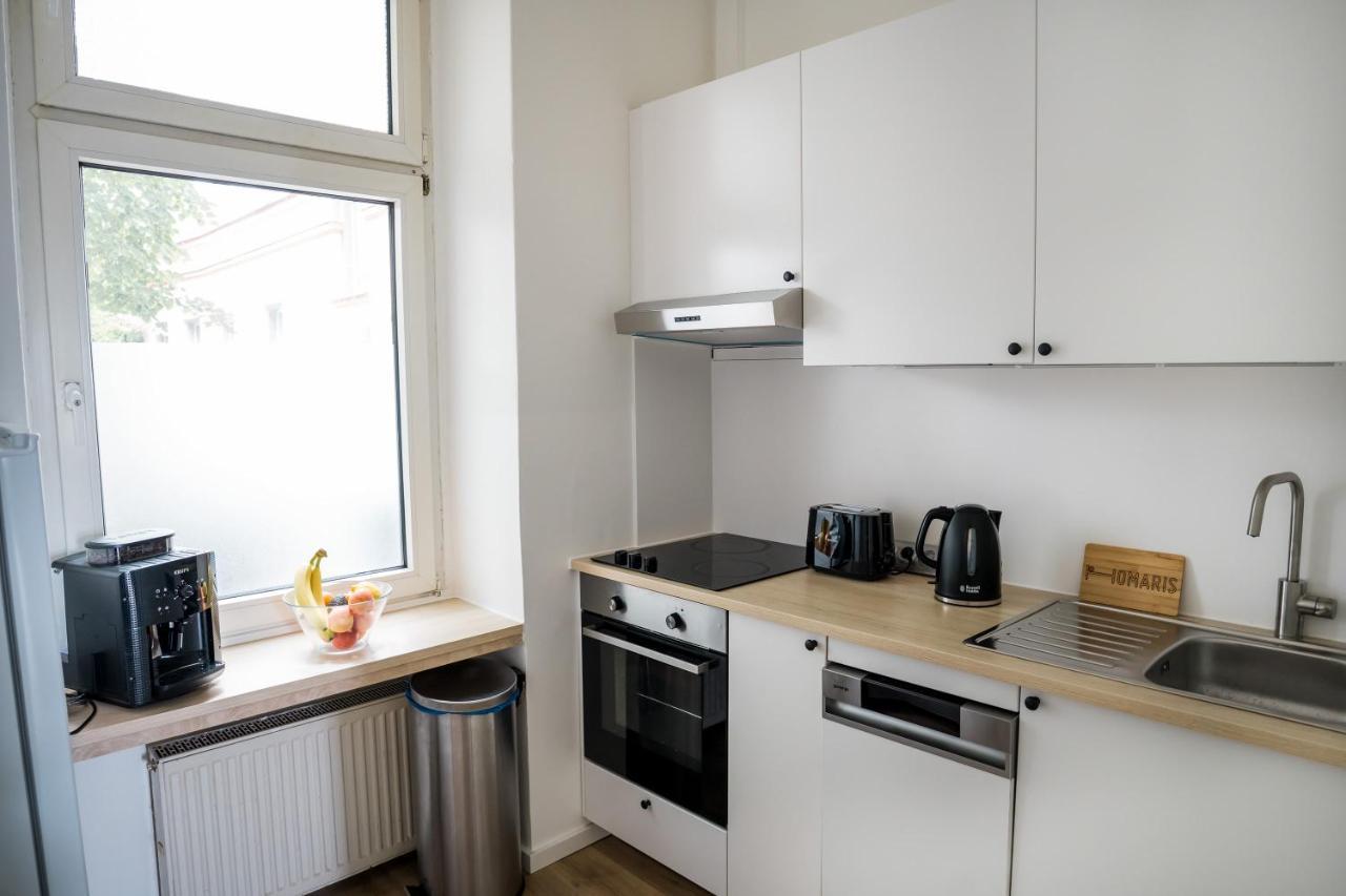Spacious Apartment In Berlin Mitte For 6 מראה חיצוני תמונה